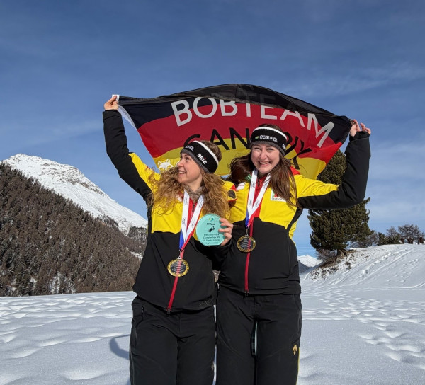 Bobfahrerin Lena Schwöbel 